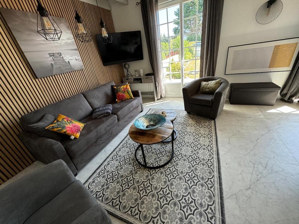 Pors Ar Vag Villa Plomodiern Luaran gambar