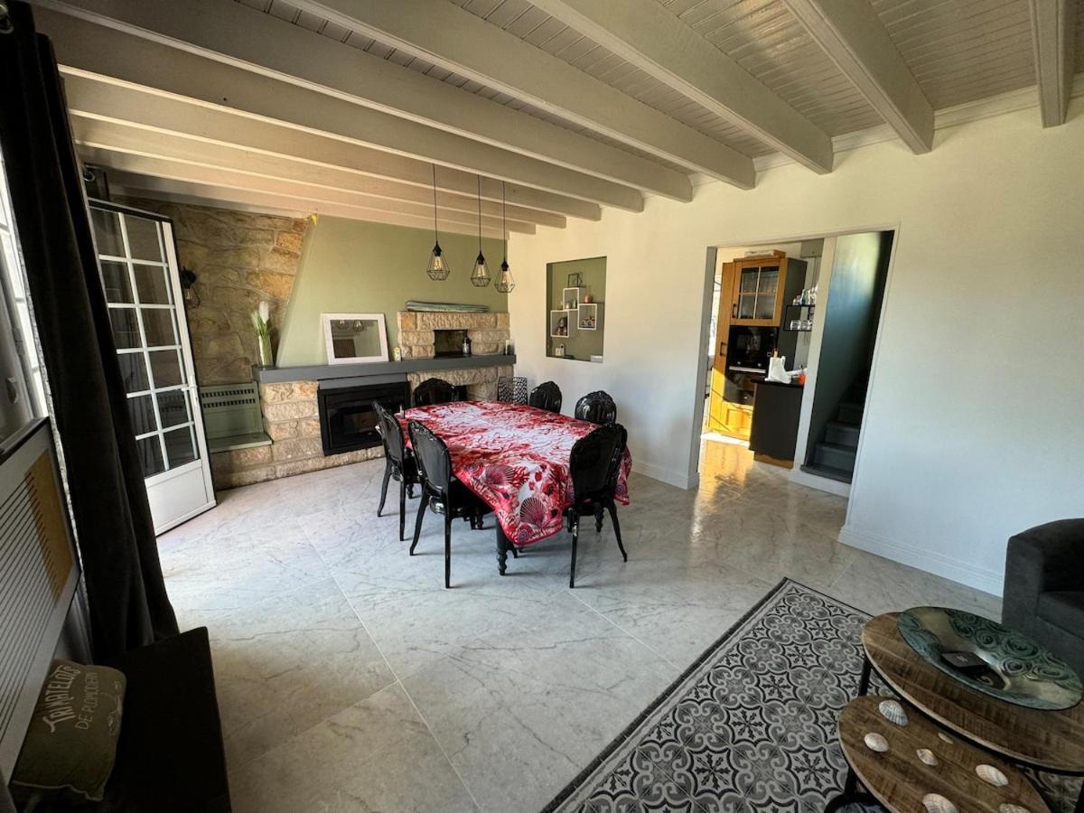 Pors Ar Vag Villa Plomodiern Luaran gambar
