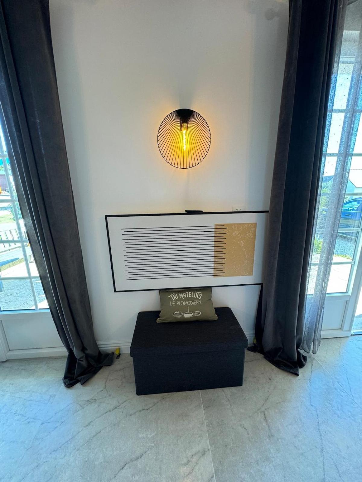Pors Ar Vag Villa Plomodiern Luaran gambar